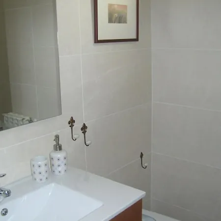Rooms Peregrinos B Casa Alicia Rosal Exterior photo